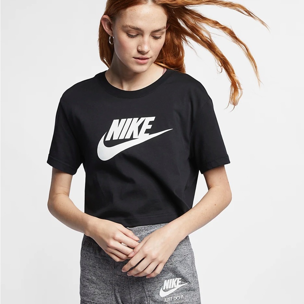 Nike crop tee